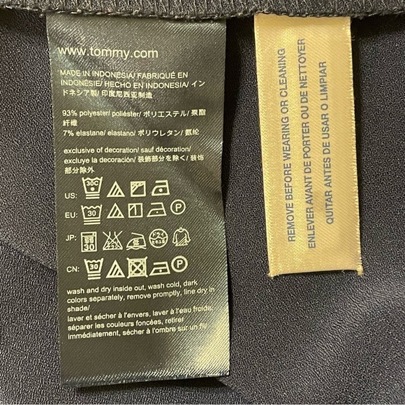 TOMMY HILFIGER Butterfly Sleeve Top Tie Back Blouse in Navy - Picture 4 of 4